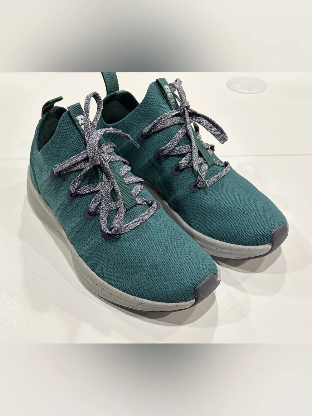 REI Women’s Size 7.5 Beyonder Walking Shoes NWT Jasper Green Teal